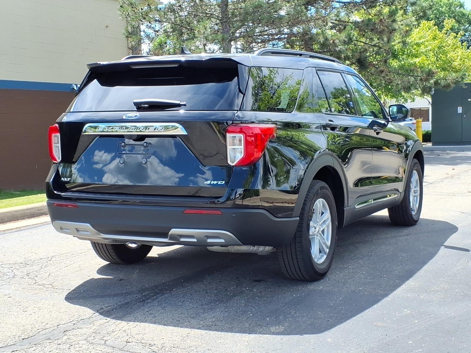 2024 Ford Explorer XLT