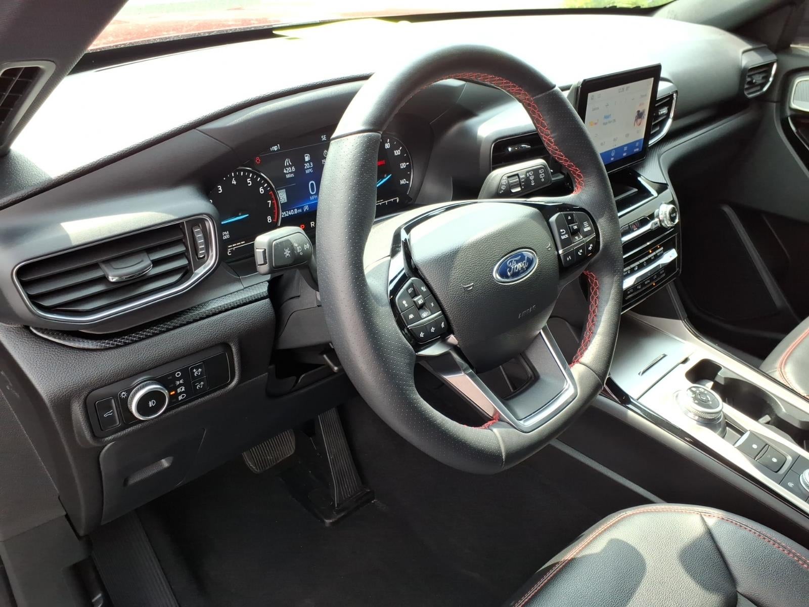 2023 Ford Explorer ST-Line