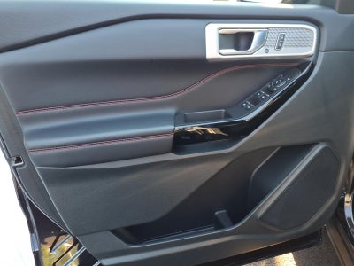 2024 Ford Explorer ST-Line