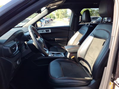 2024 Ford Explorer ST-Line