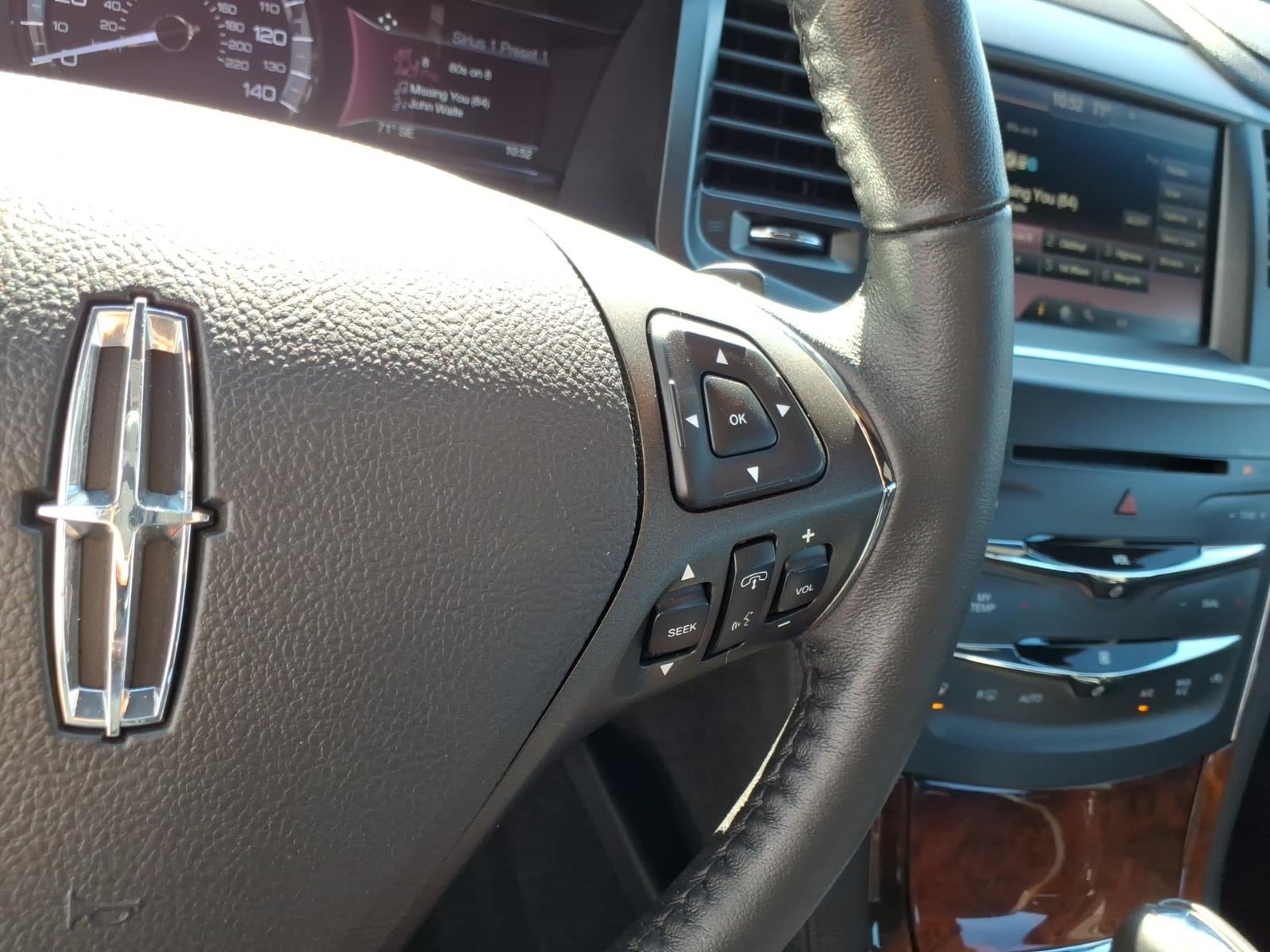 2015 Lincoln MKS Base