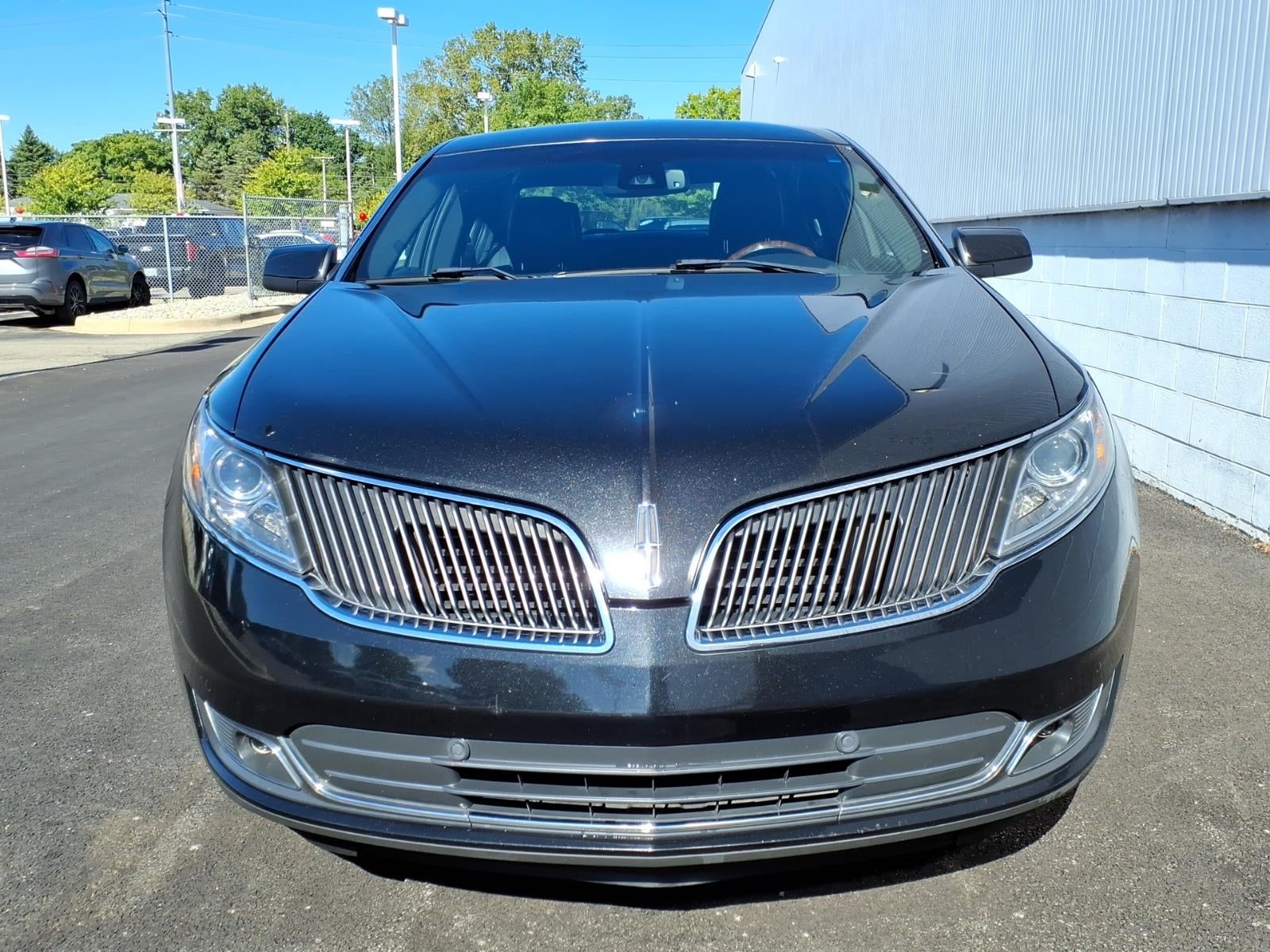 2015 Lincoln MKS Base