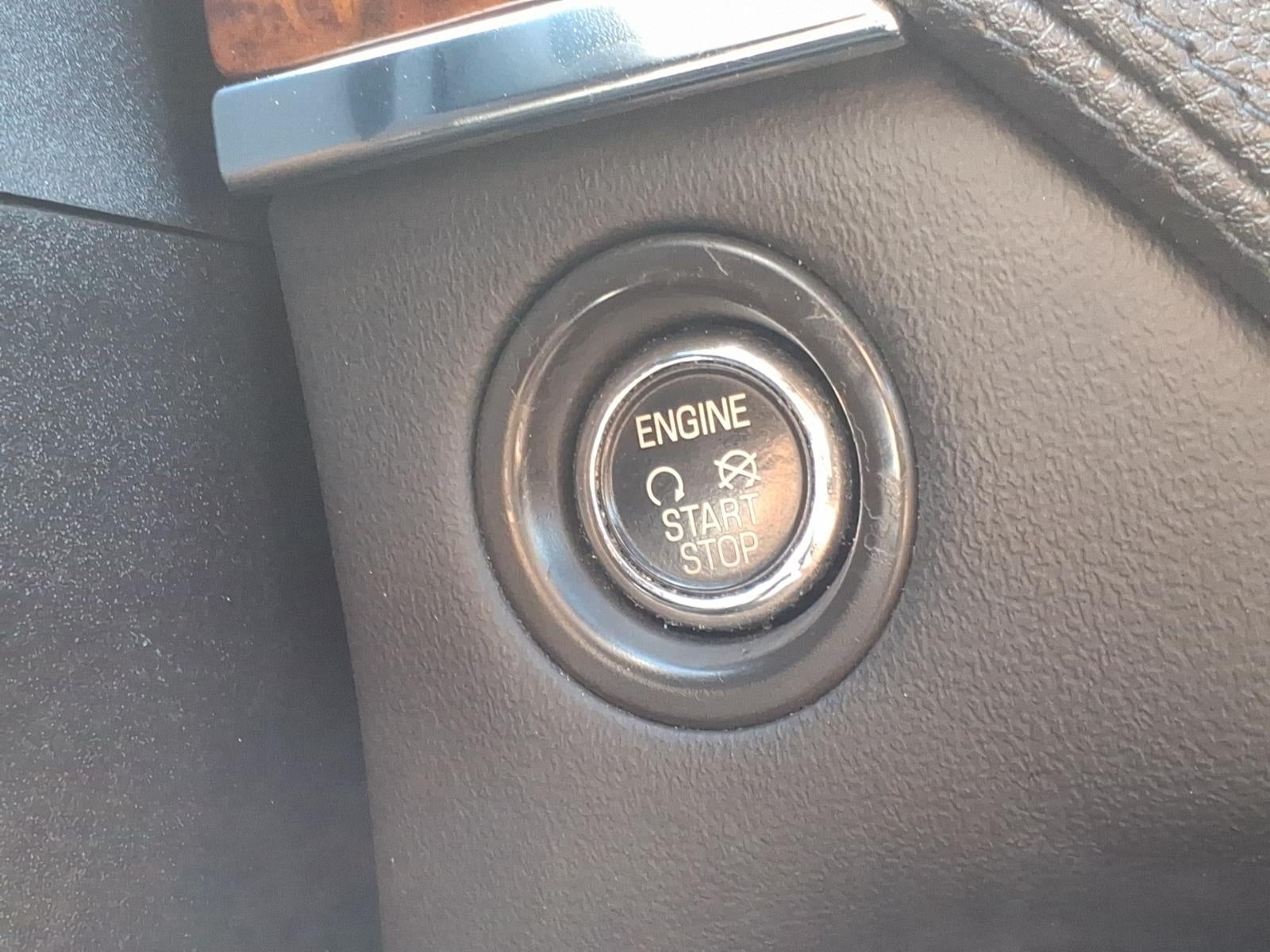 2015 Lincoln MKS Base