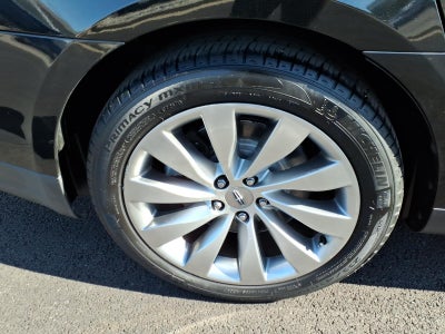2015 Lincoln MKS Base