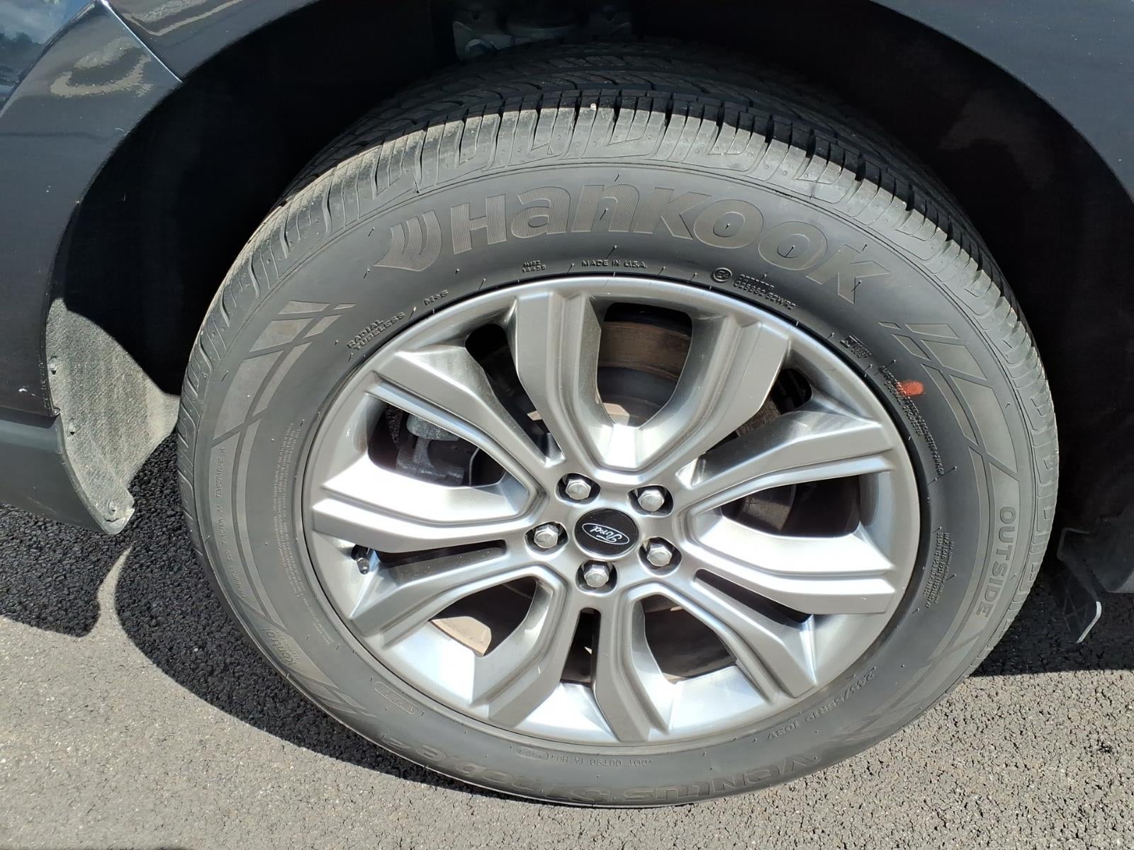 2024 Ford Edge Titanium