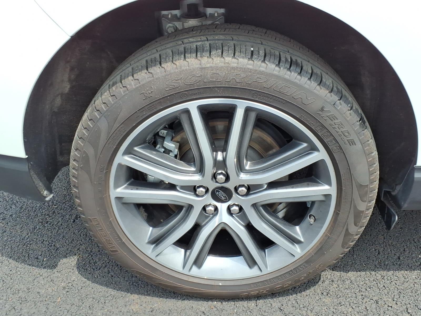 2024 Ford Edge Titanium