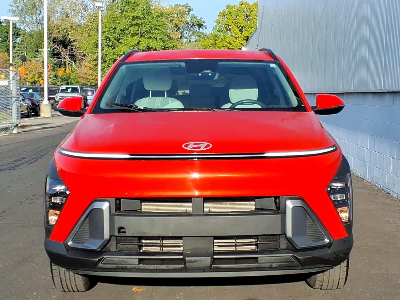 2025 Hyundai KONA SEL