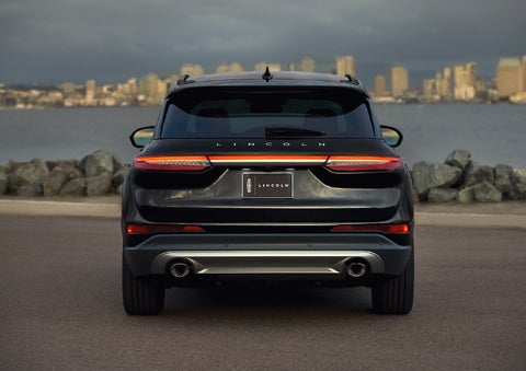 The rear lighting of the 2026 Lincoln Corsair® SUV spans the entire width of the vehicle. | Friendly Lincoln in Monroe MI