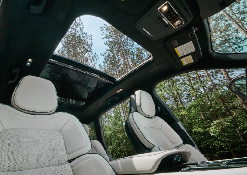 The front seats of a 2027 Lincoln Aviator® Black Label™ SUV | Friendly Lincoln in Monroe MI