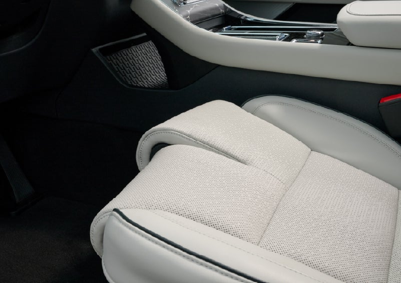 The front passenger Perfect Position seat is shown with the thigh extender adjusted.| Friendly Lincoln in Monroe MI