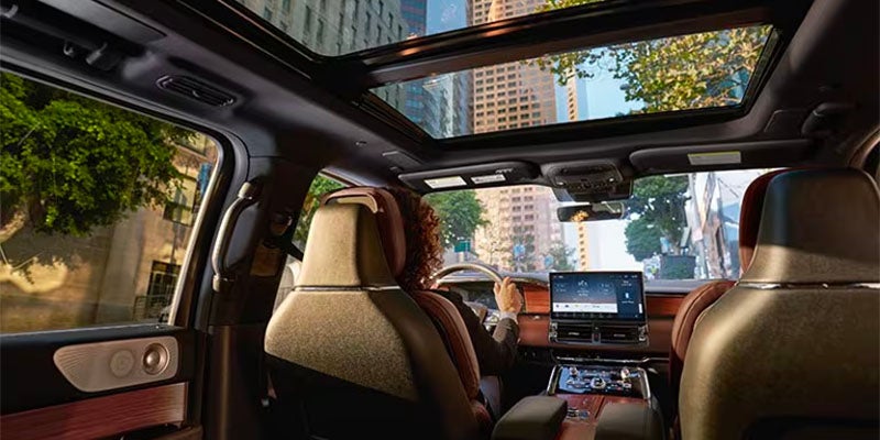 Lincoln Navigator Black Label interior