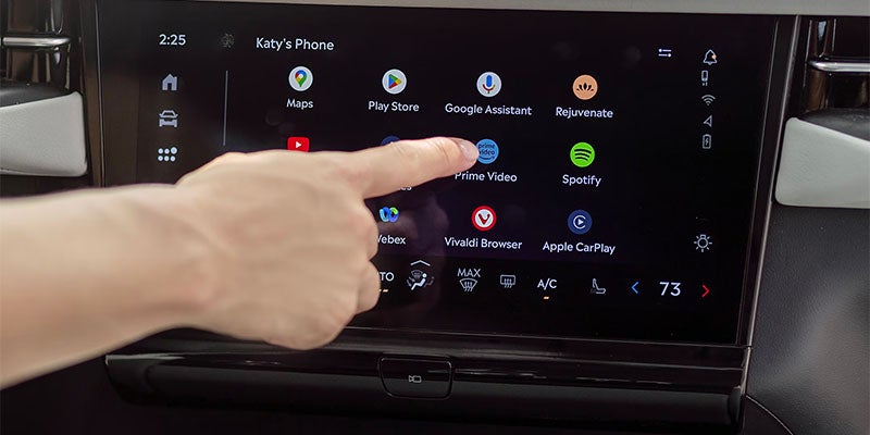 Lincoln Navigator L Black Label touchscreen