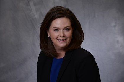 Nicole Ernst 